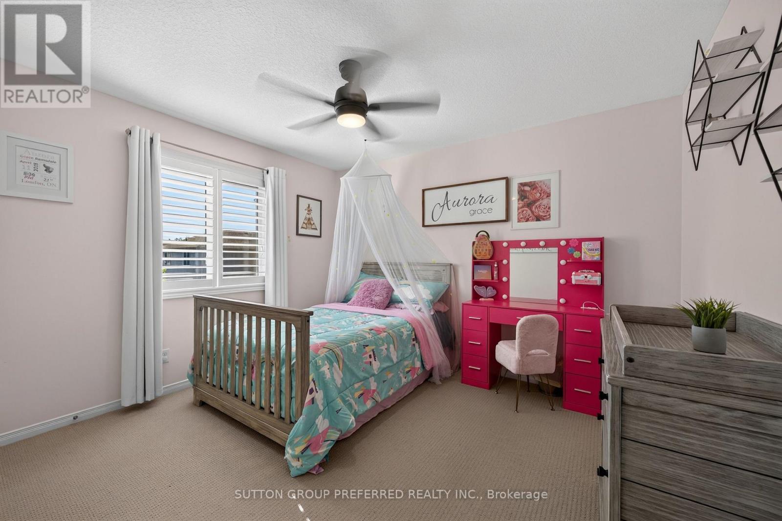 3288 Turner Crescent, London South (South U), ON - Indoor Photo Showing Bedroom