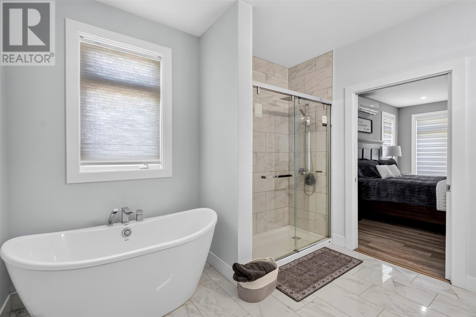 6-14A Drover'S Road, Upper Island Cove, NL - Indoor Photo Showing Bathroom