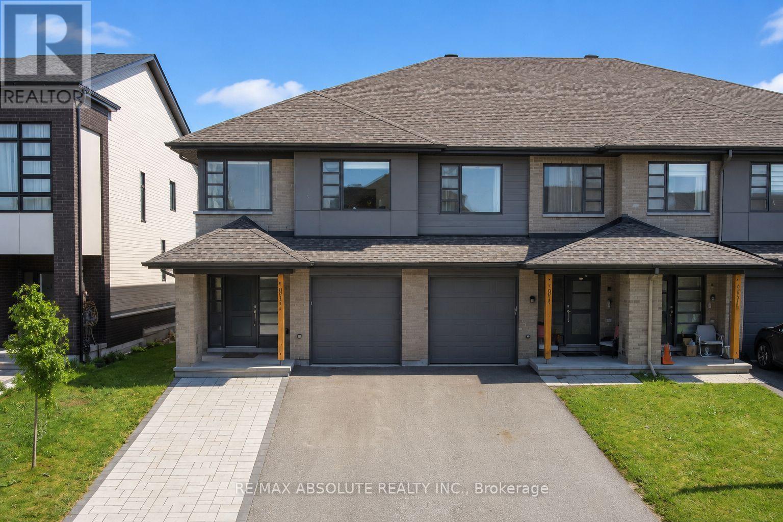 1072 Lunar Glow Crescent, Ottawa, ON - Outdoor With Facade