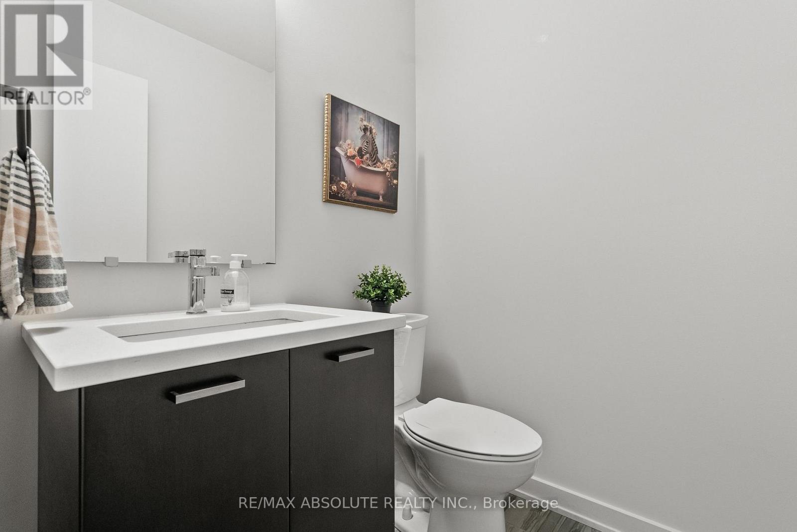 1072 Lunar Glow Crescent, Ottawa, ON - Indoor Photo Showing Bathroom