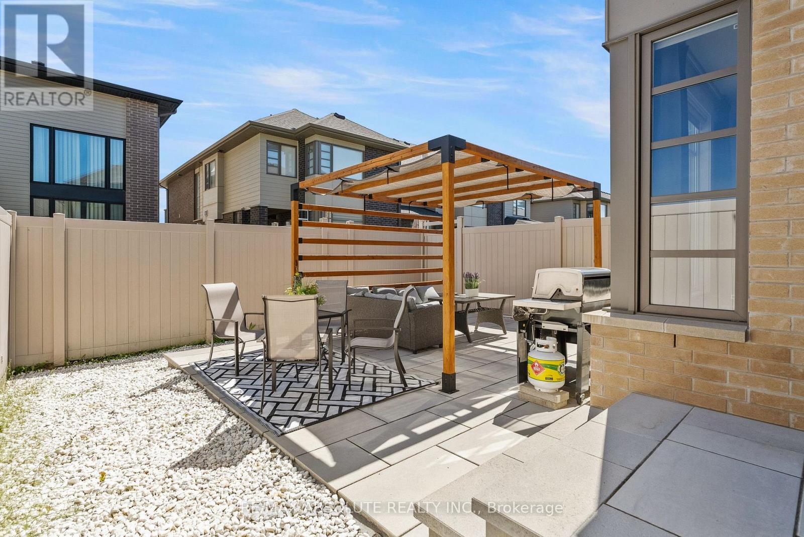 1072 Lunar Glow Crescent, Ottawa, ON - Outdoor With Exterior