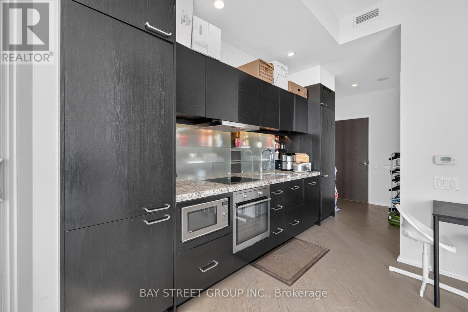 5102 - 45 Charles Street E, Toronto, ON - Indoor