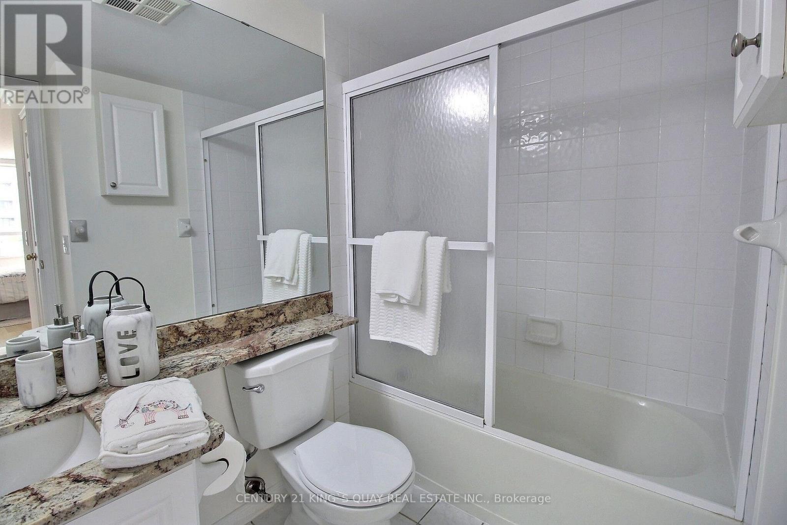708 - 2628 Mccowan Road, Toronto, ON - Indoor Photo Showing Bathroom
