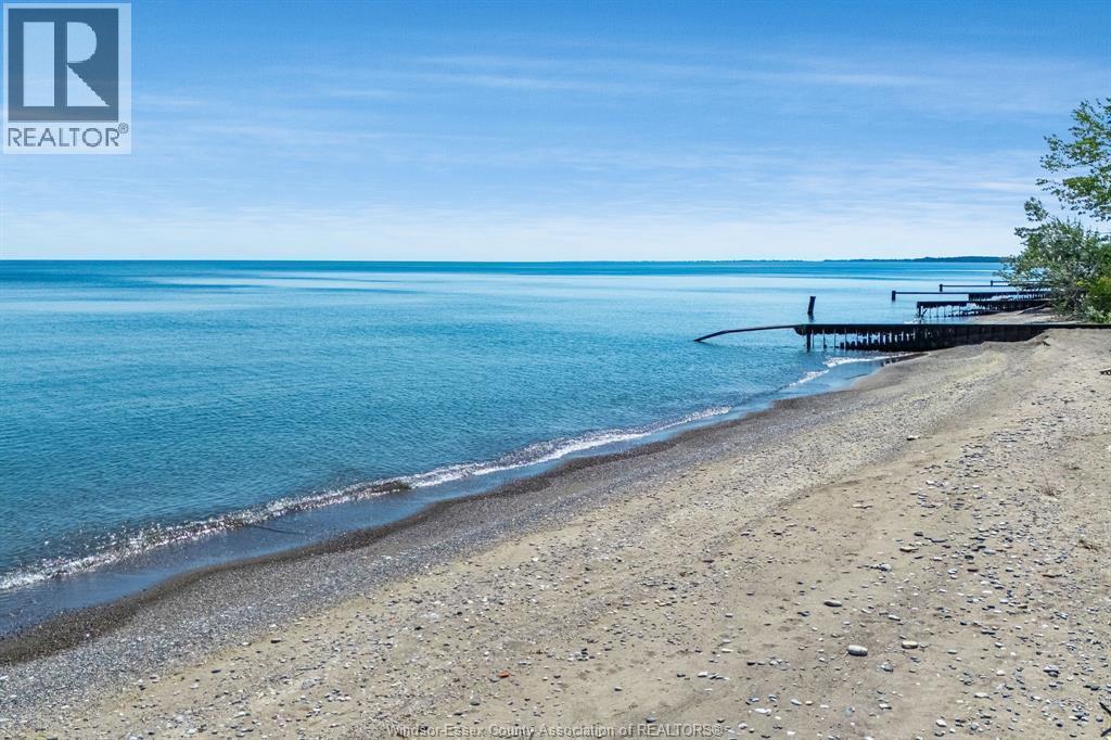 1624 Tilton Line, Wheatley, ON - Outdoor With Body Of Water With View