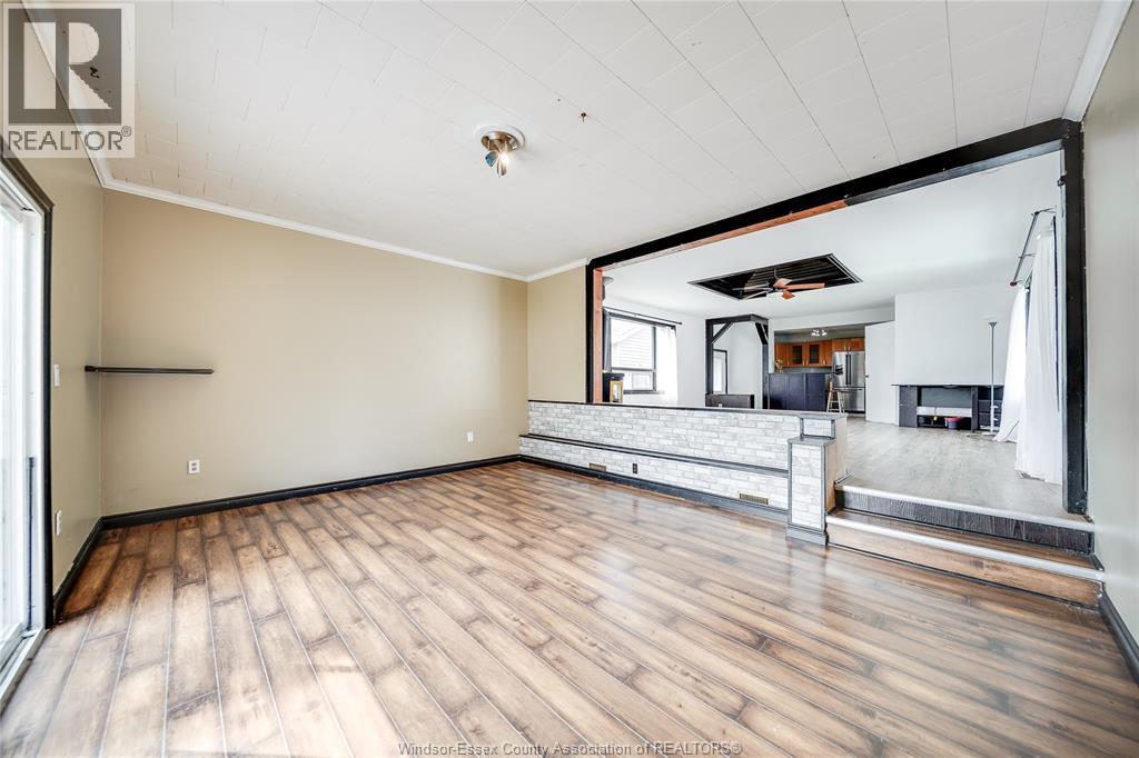 1650 Glendale, Windsor, ON - Indoor Photo Showing Other Room