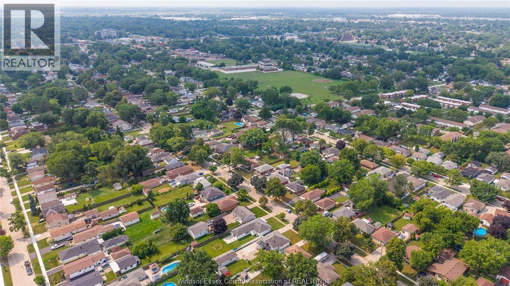1650 Glendale, Windsor, ON - Outdoor With View