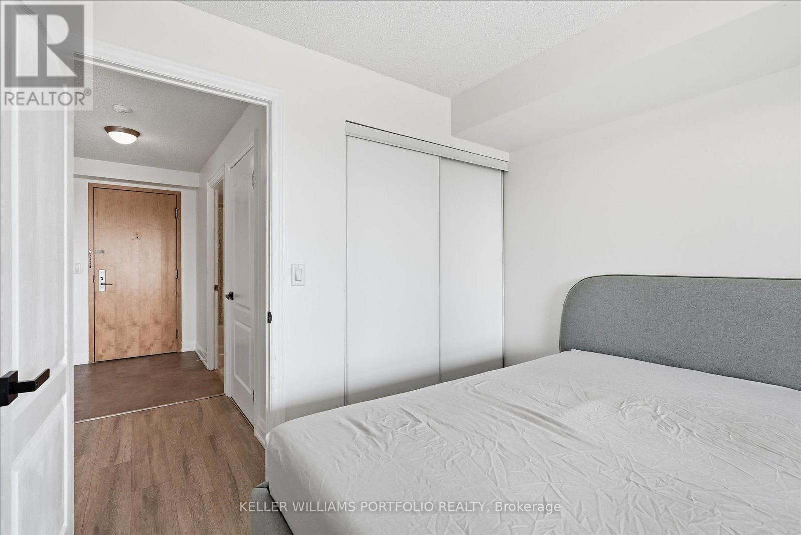 607 - 48 Suncrest Boulevard, Markham, ON - Indoor Photo Showing Bedroom
