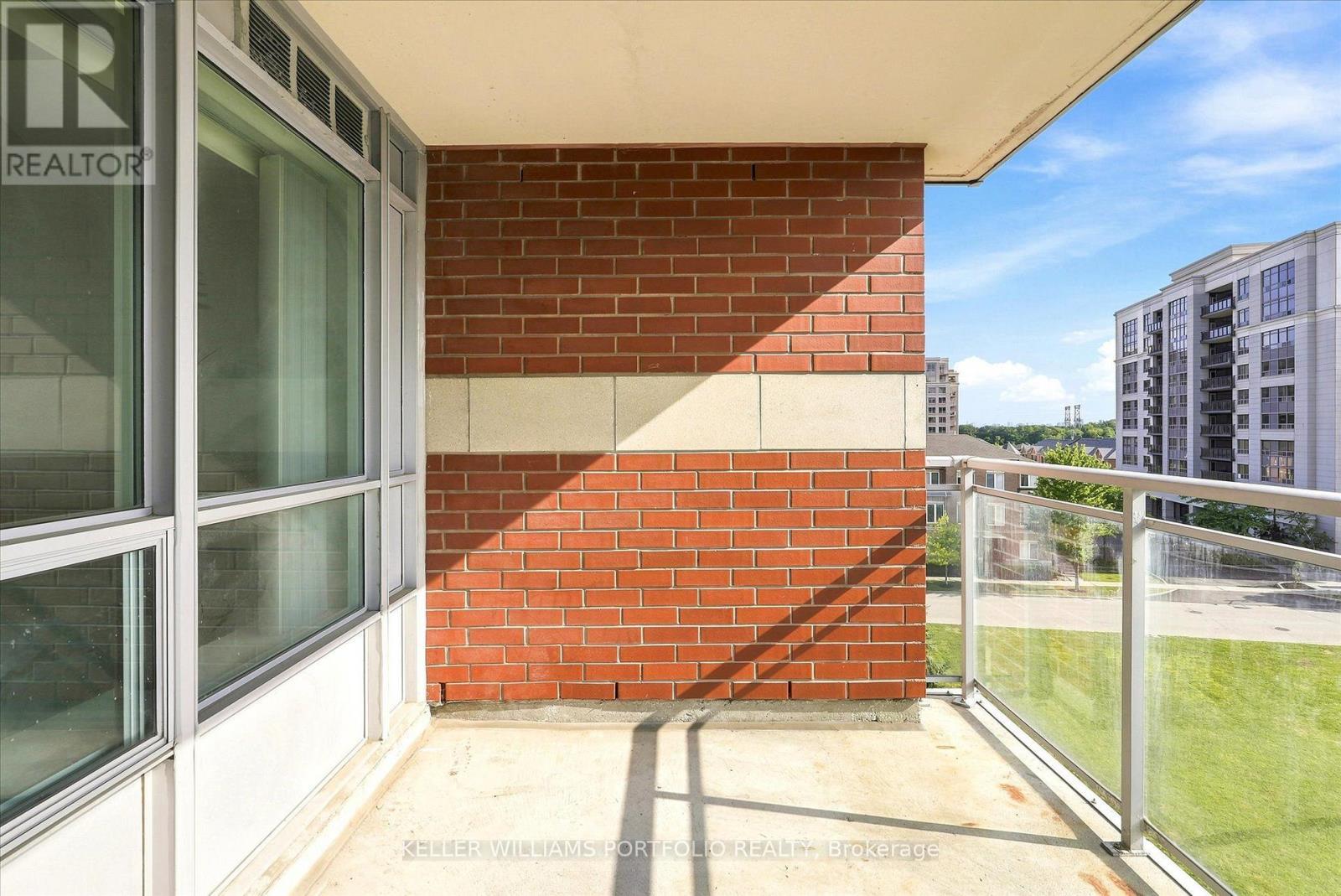 607 - 48 Suncrest Boulevard, Markham, ON - Outdoor With Balcony With Exterior