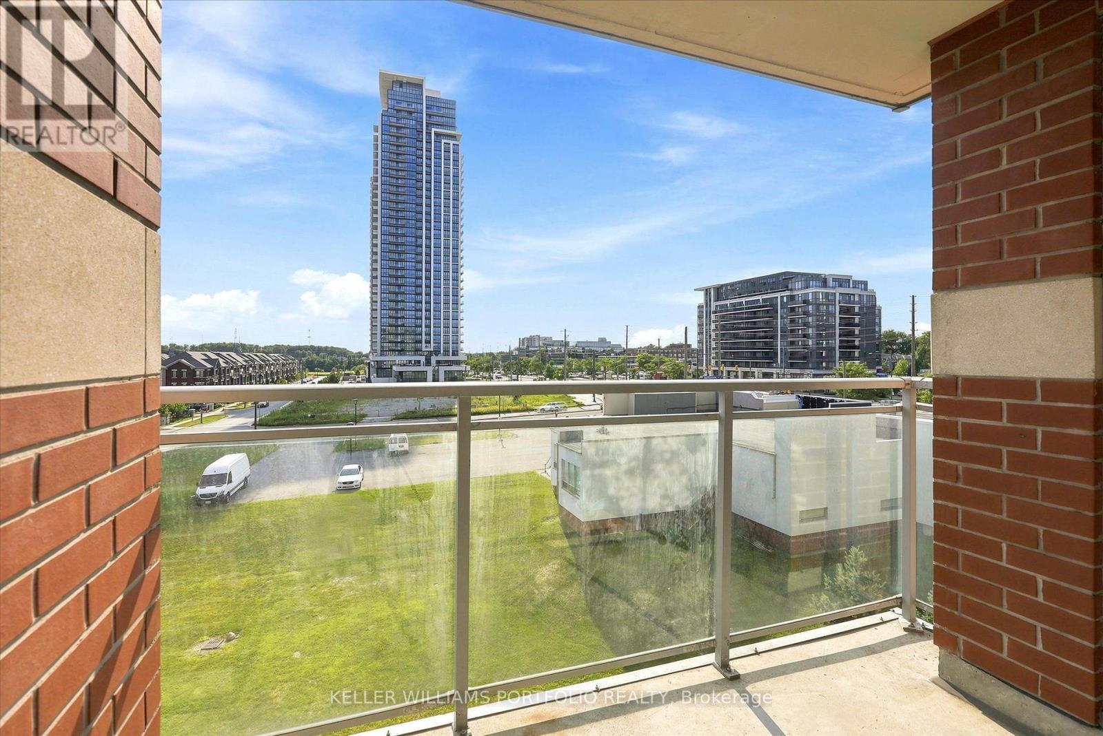 607 - 48 Suncrest Boulevard, Markham, ON - Outdoor With Balcony With Exterior