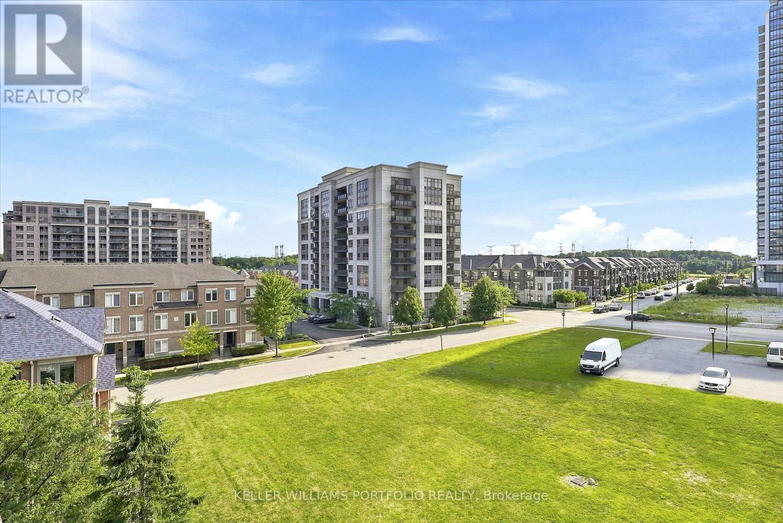 607 - 48 Suncrest Boulevard, Markham, ON - Outdoor