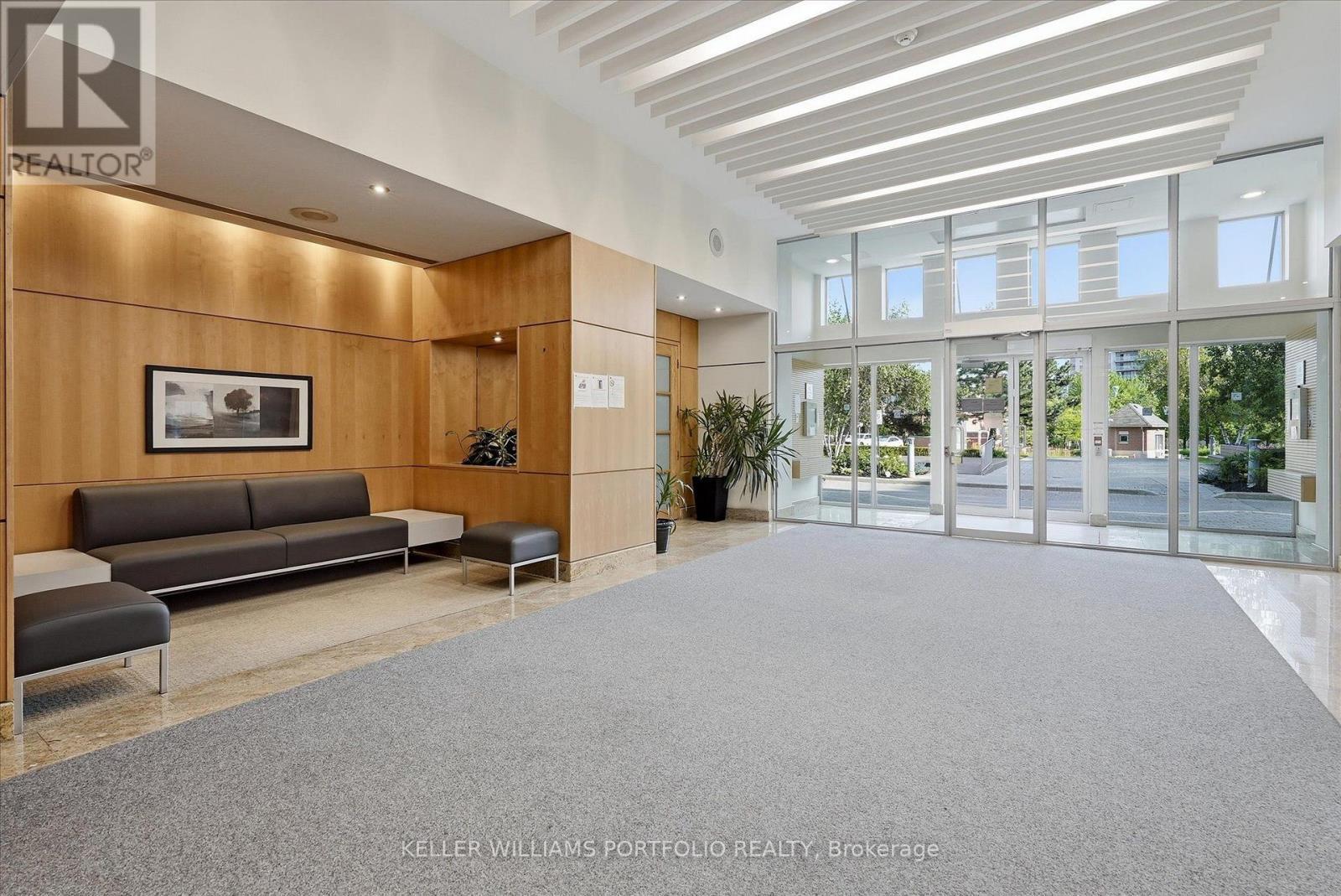 607 - 48 Suncrest Boulevard, Markham, ON - Indoor Photo Showing Other Room