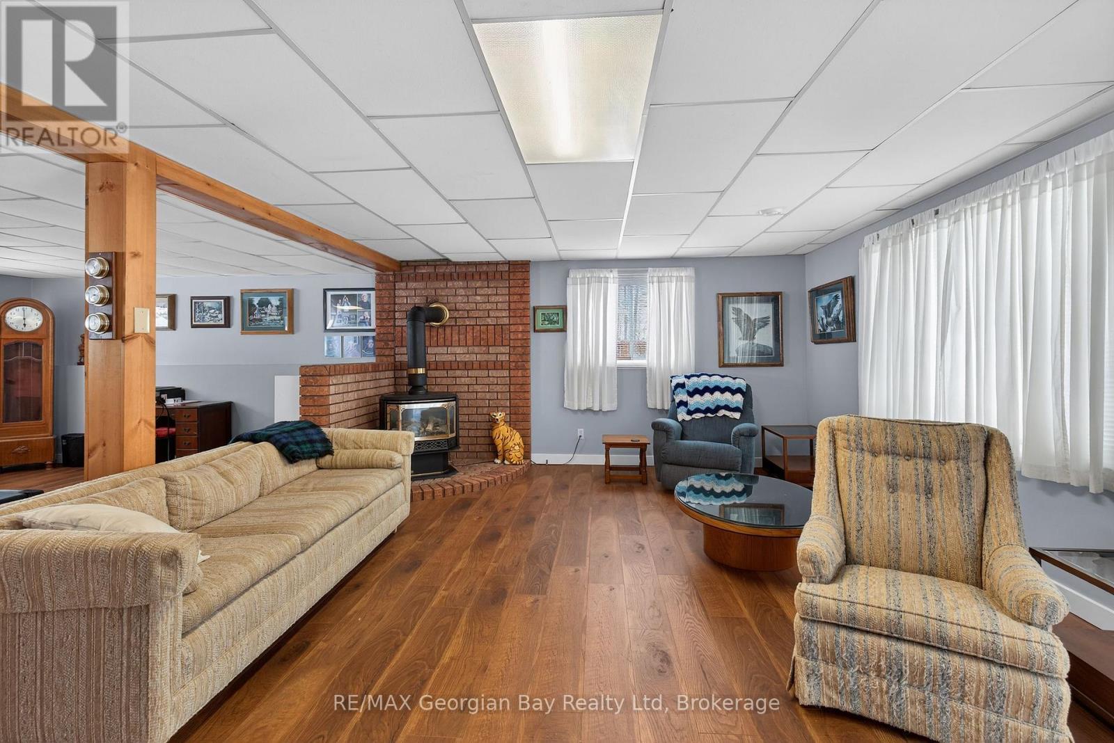 63 Lepage Drive, Penetanguishene, ON - Indoor With Fireplace