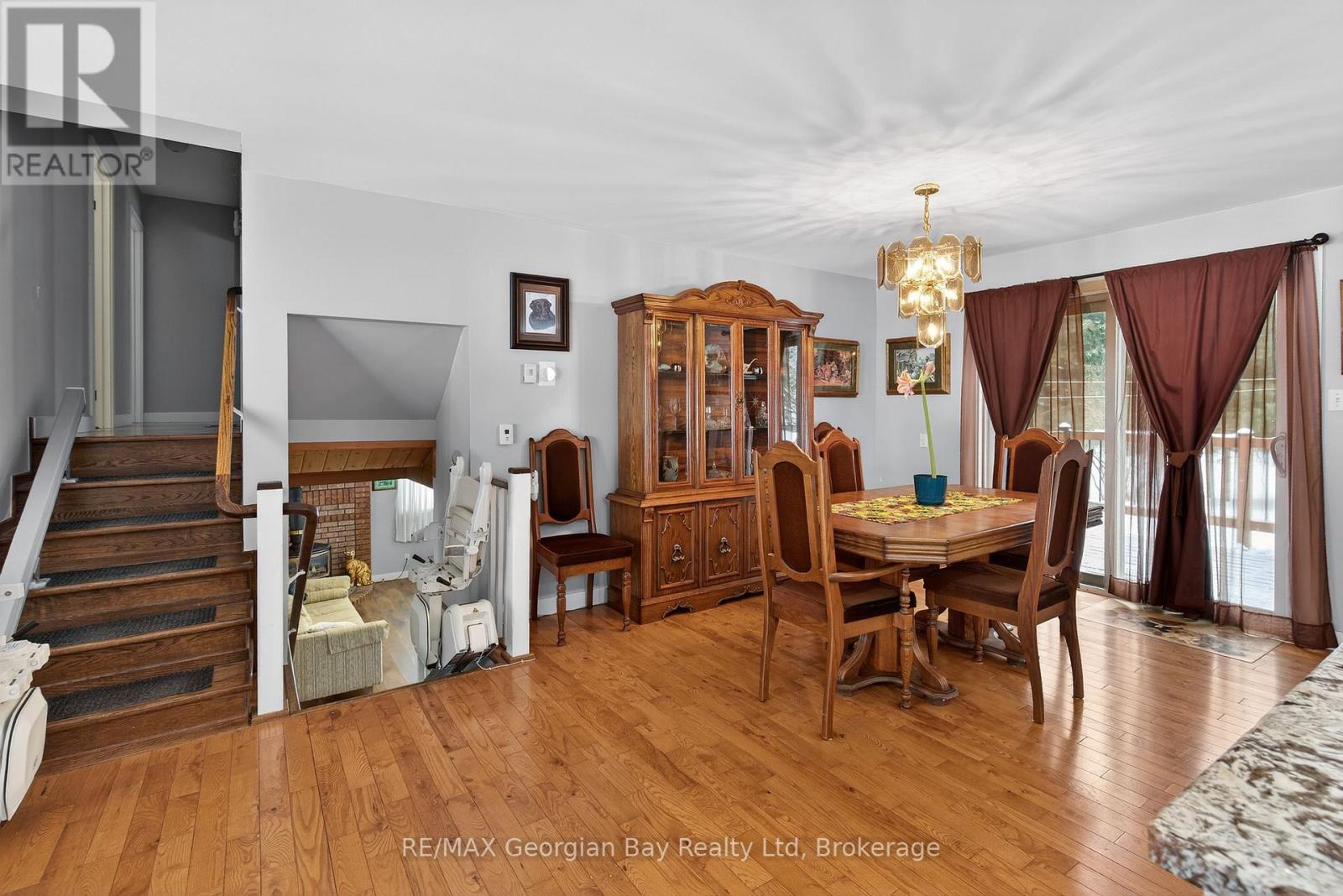 63 Lepage Drive, Penetanguishene, ON - Indoor Photo Showing Dining Room