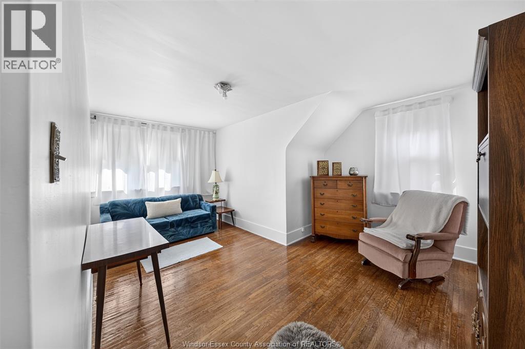 2333 Chilver, Windsor, ON - Indoor Photo Showing Other Room