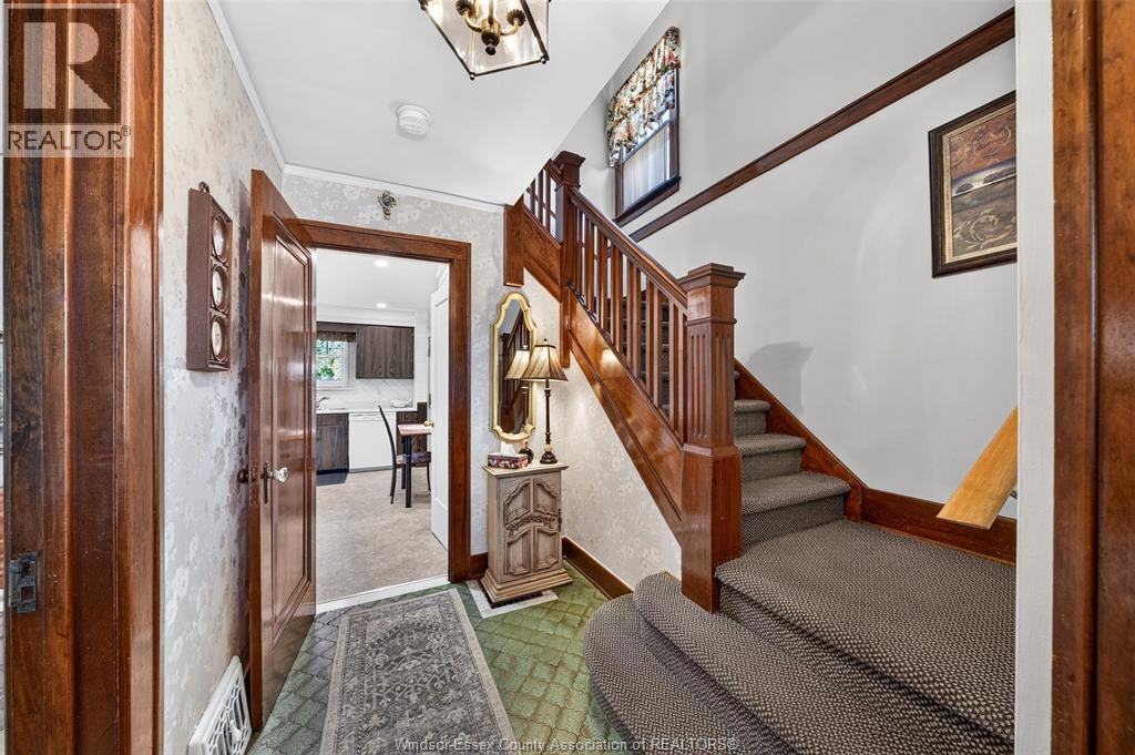 2333 Chilver, Windsor, ON - Indoor Photo Showing Other Room