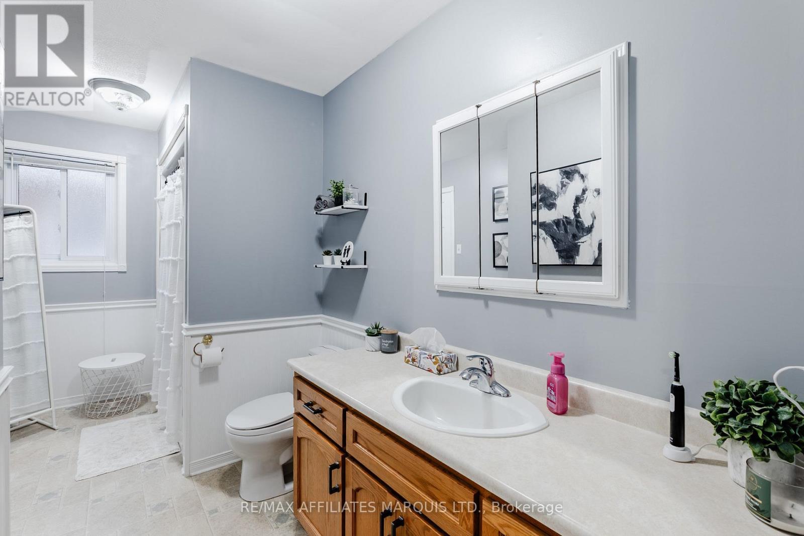 709 Champlain Drive, Cornwall, ON - Indoor Photo Showing Bathroom