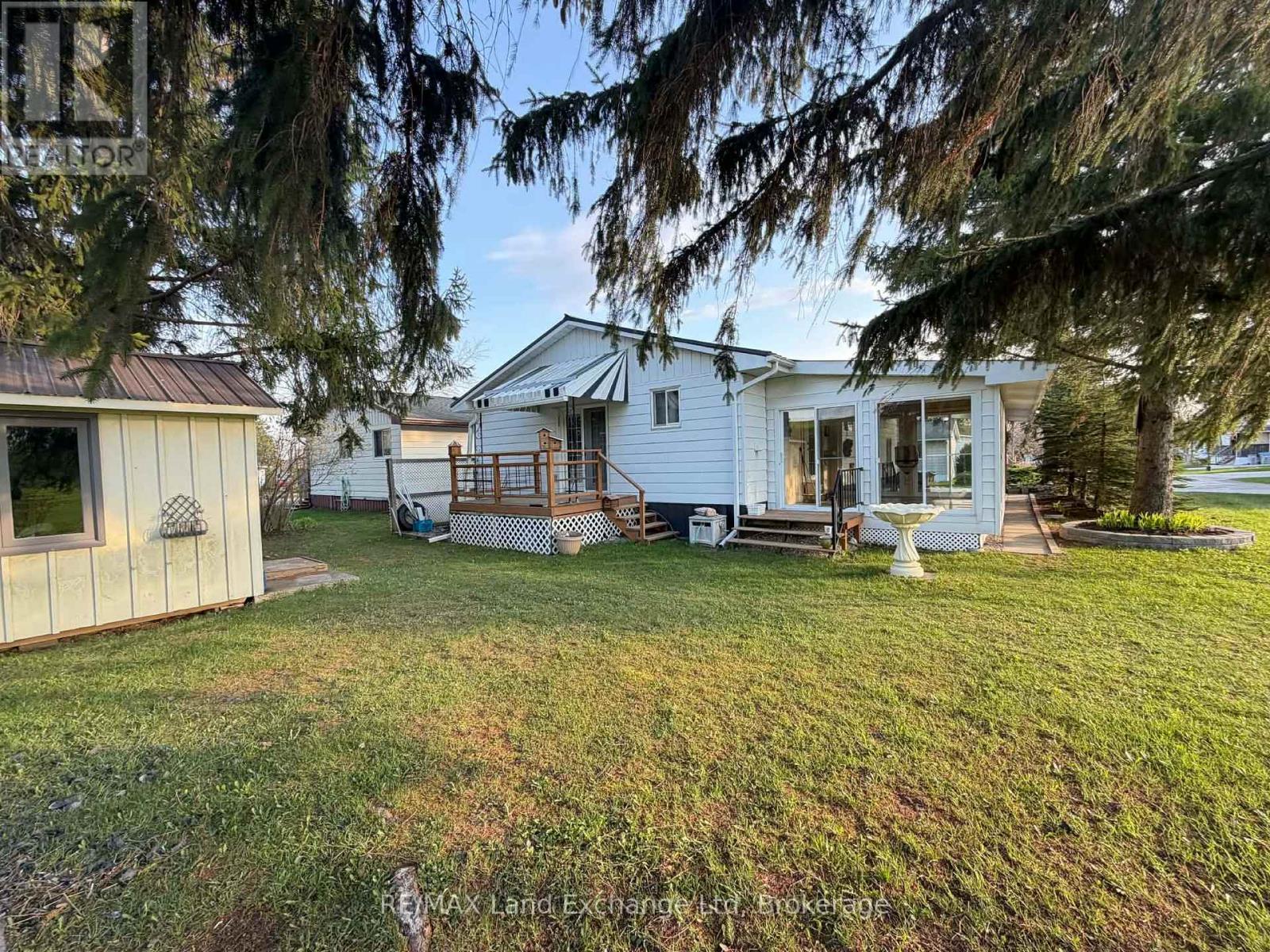 44 Briarwood Crescent, North Huron (Wingham), ON