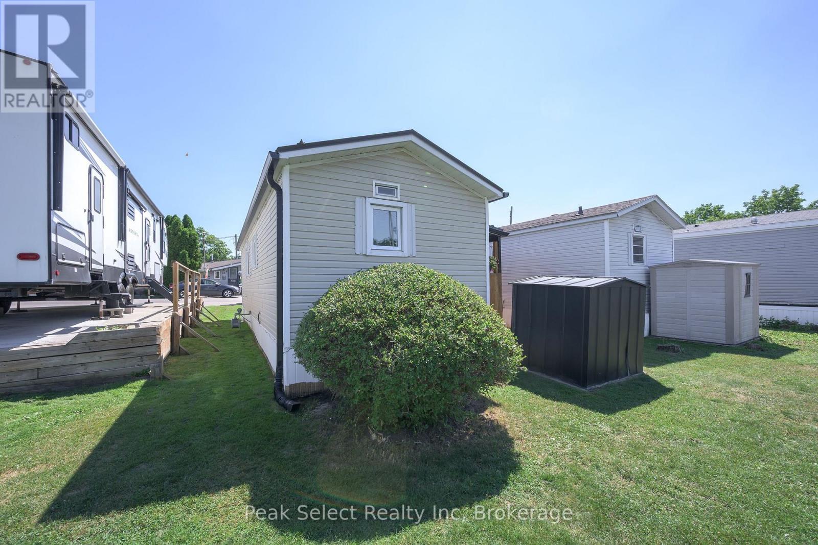 205 - 198 Springbank Drive, London South (South D), ON