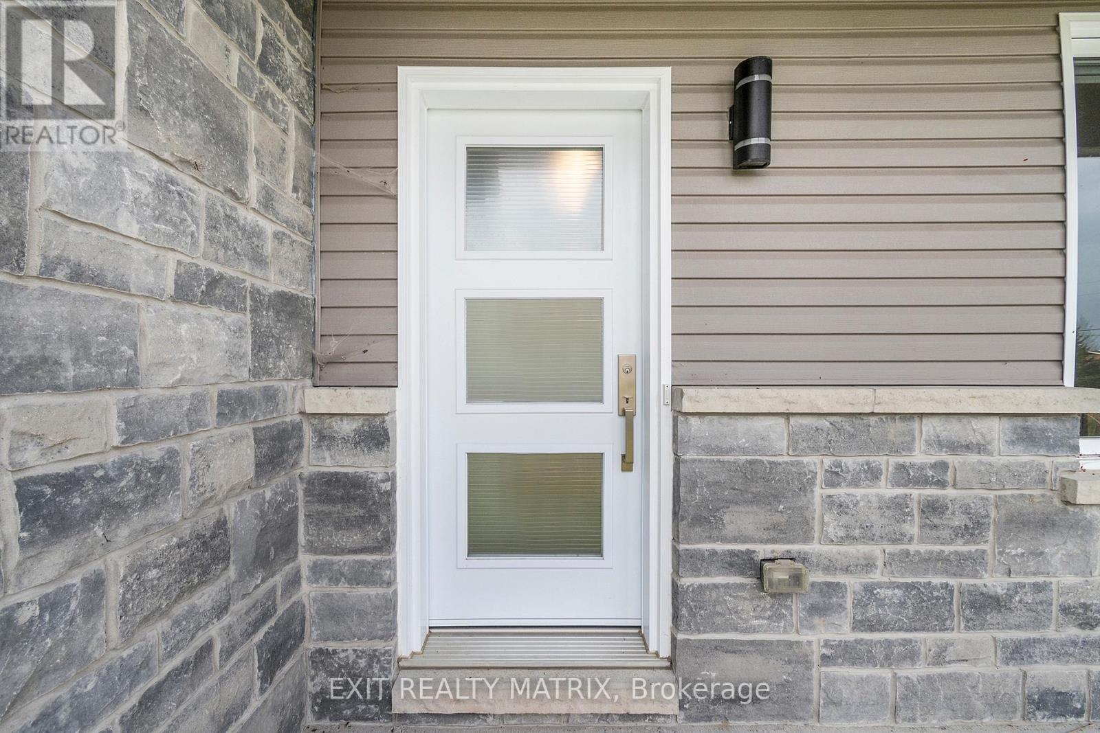 25 Glenco Road, South Stormont, ON - Outdoor With Exterior