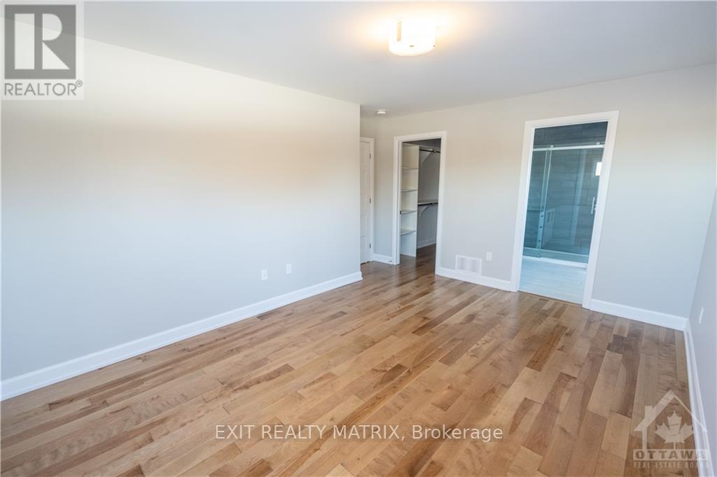 6 Glenco Road, South Stormont, ON - Indoor Photo Showing Other Room