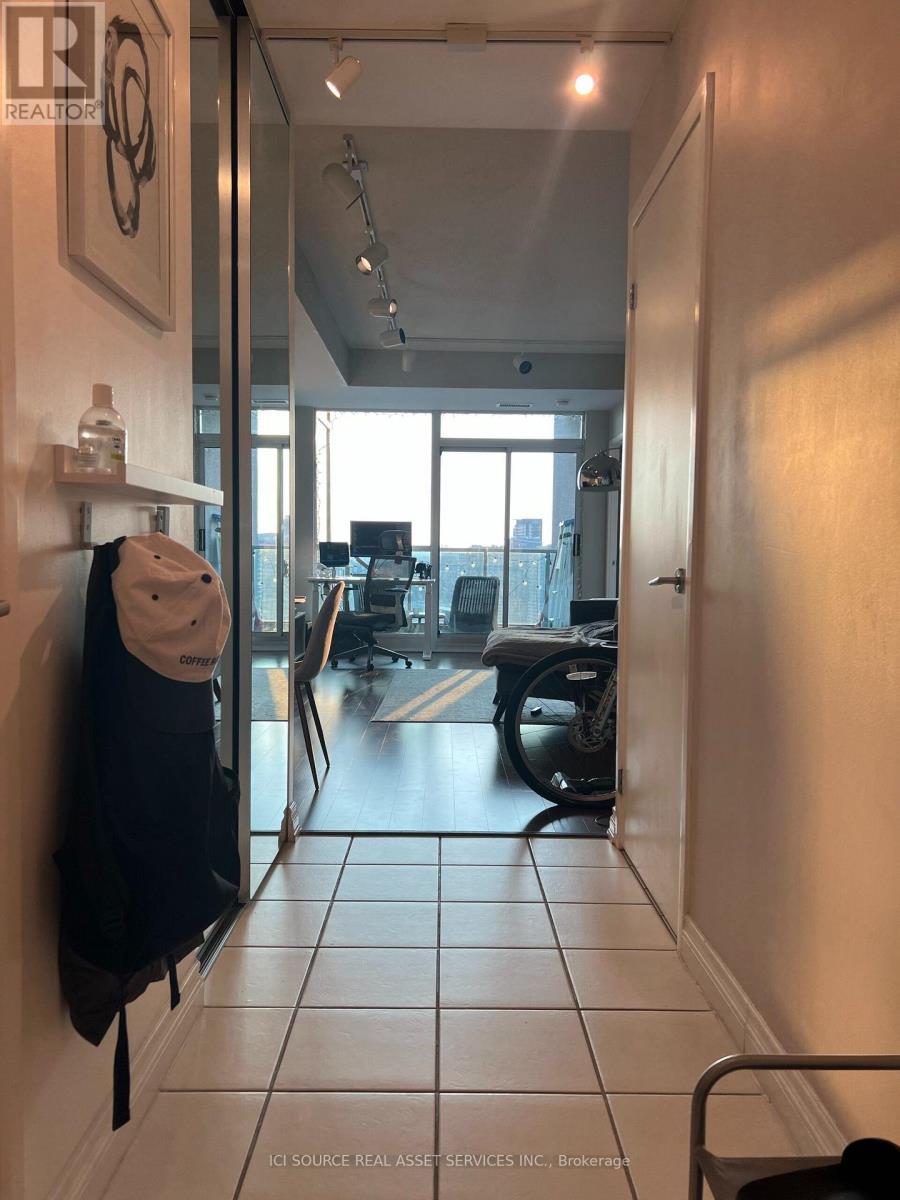 2612 - 219 Fort York Boulevard, Toronto, ON - Indoor Photo Showing Other Room