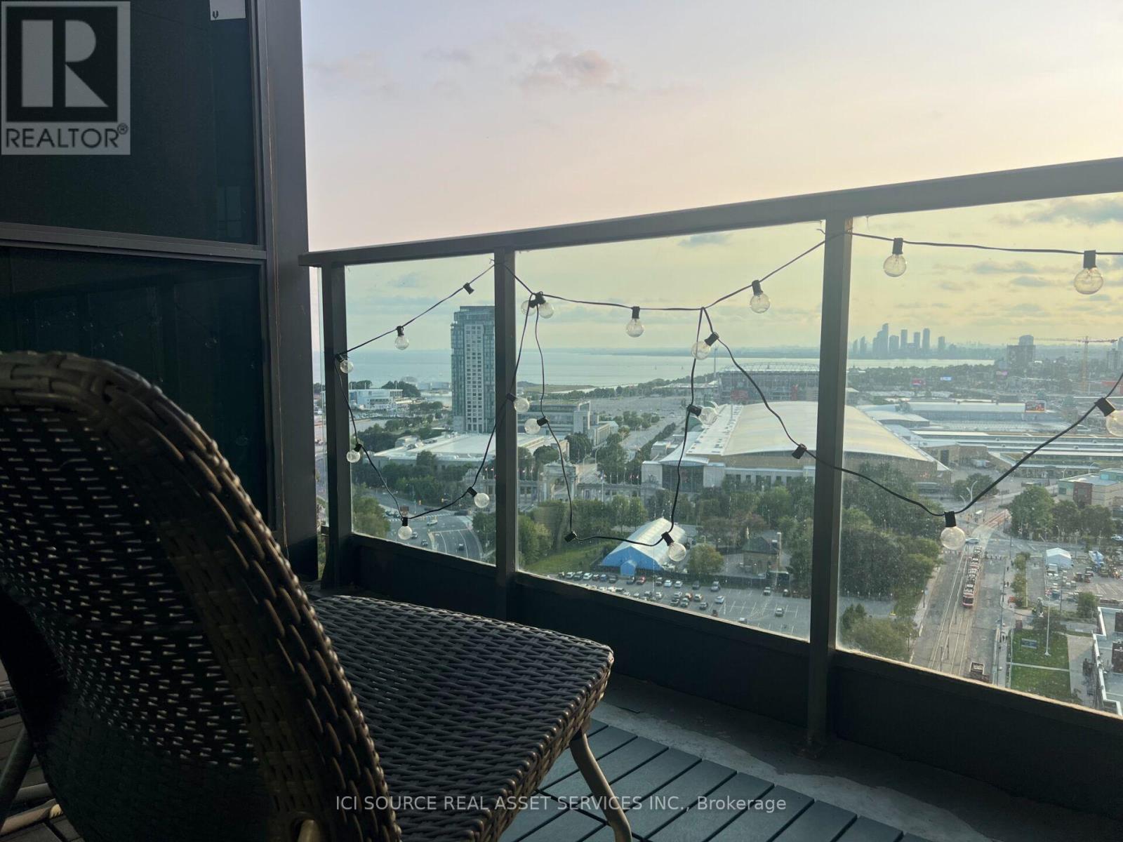 2612 - 219 Fort York Boulevard, Toronto, ON - With View