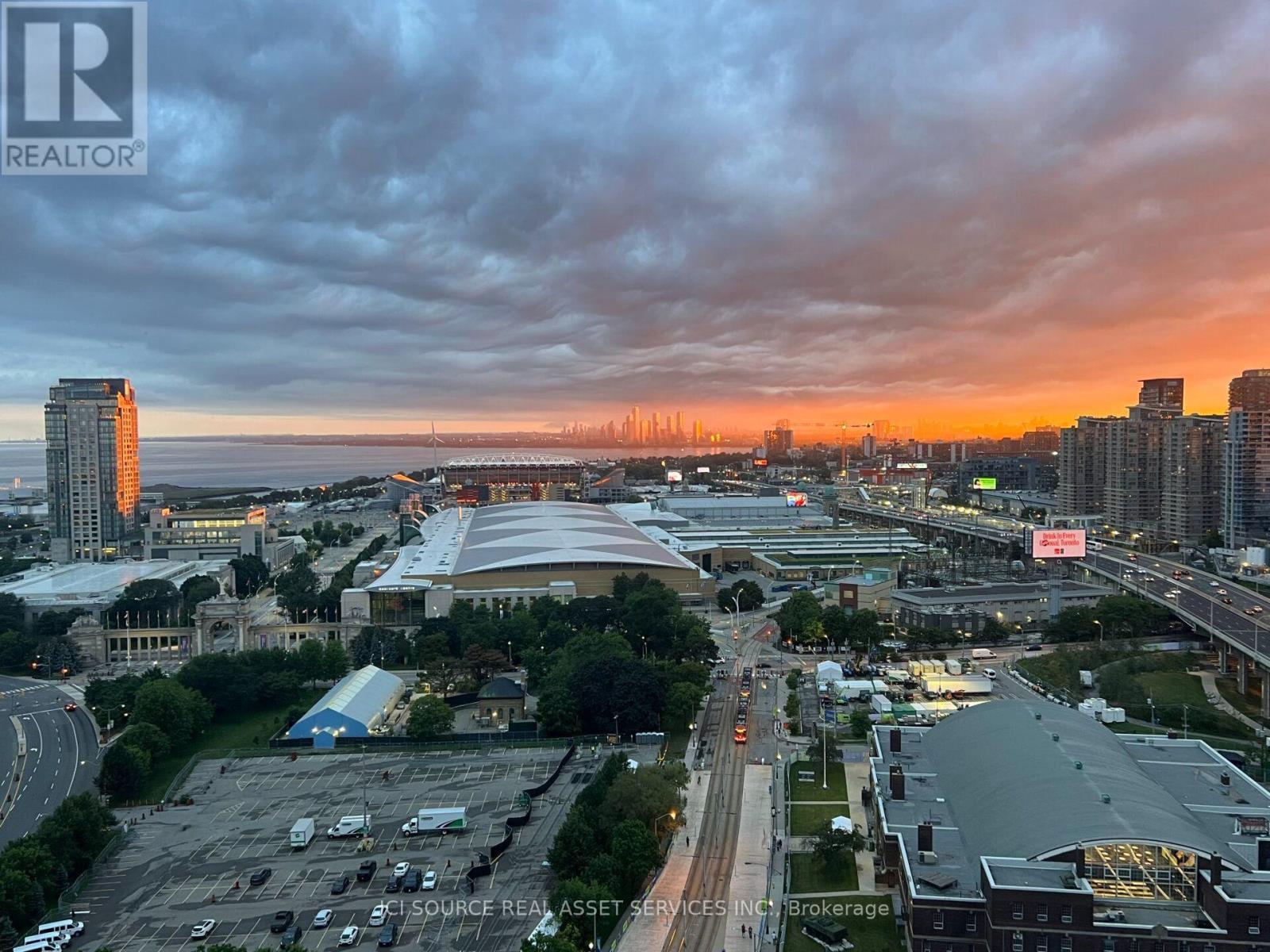 2612 - 219 Fort York Boulevard, Toronto, ON - Outdoor With View