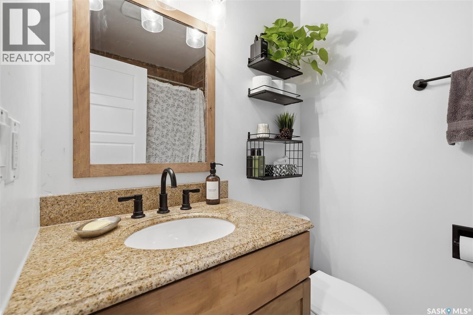 123 Appleby Drive, Saskatoon, SK - Indoor Photo Showing Bathroom