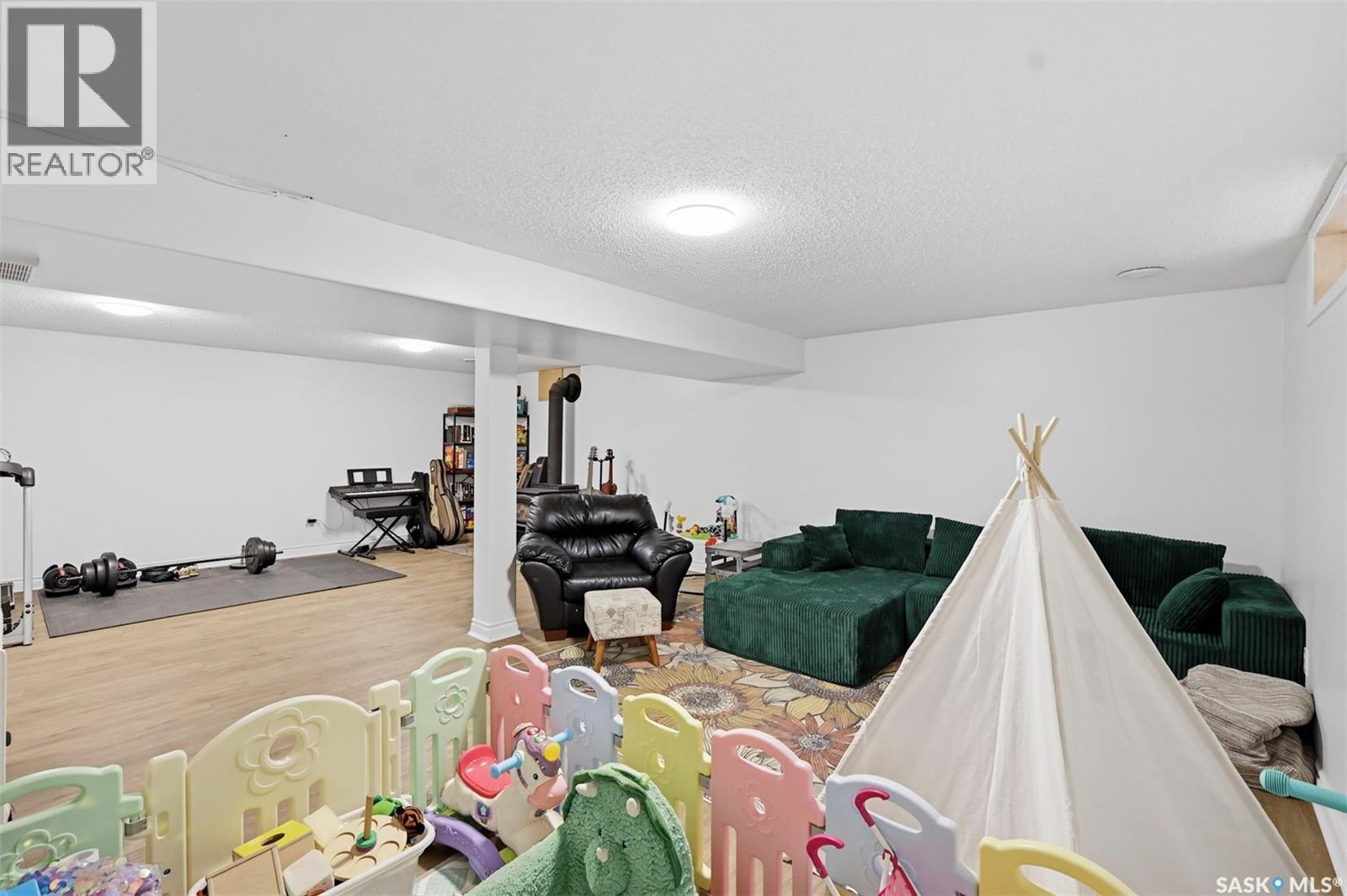 123 Appleby Drive, Saskatoon, SK -