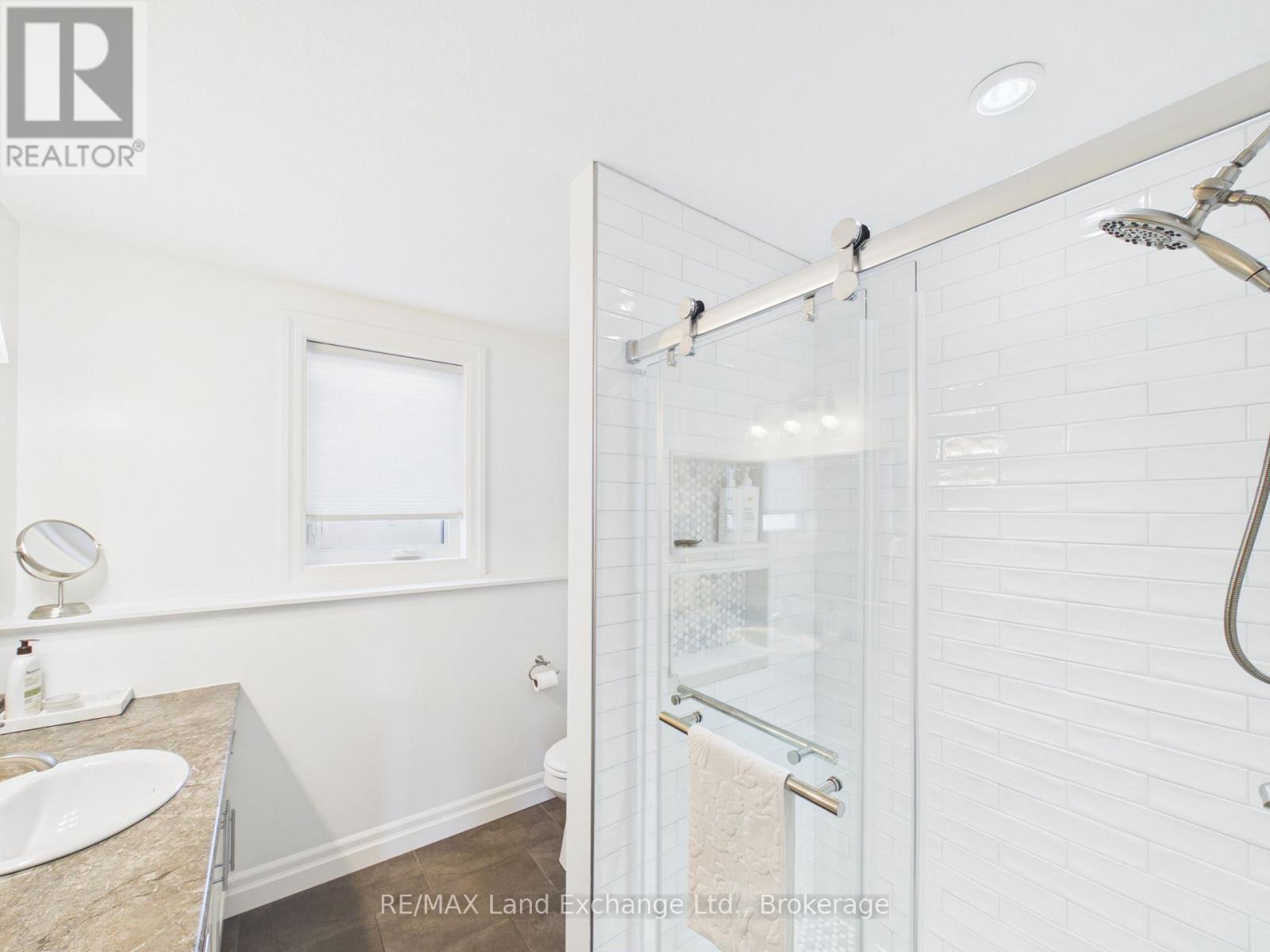 50 Lakefield Drive, Kincardine, ON - Indoor Photo Showing Bathroom
