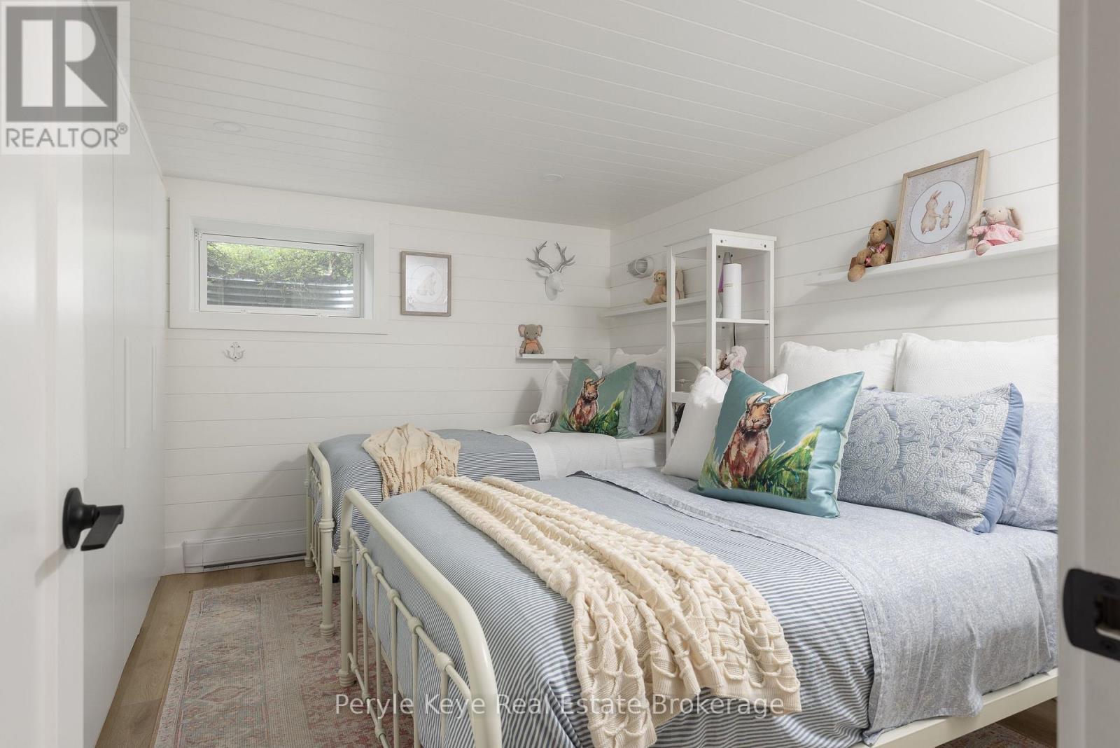 41 South Muskoka Drive, Bracebridge (Macaulay), ON - Indoor Photo Showing Bedroom