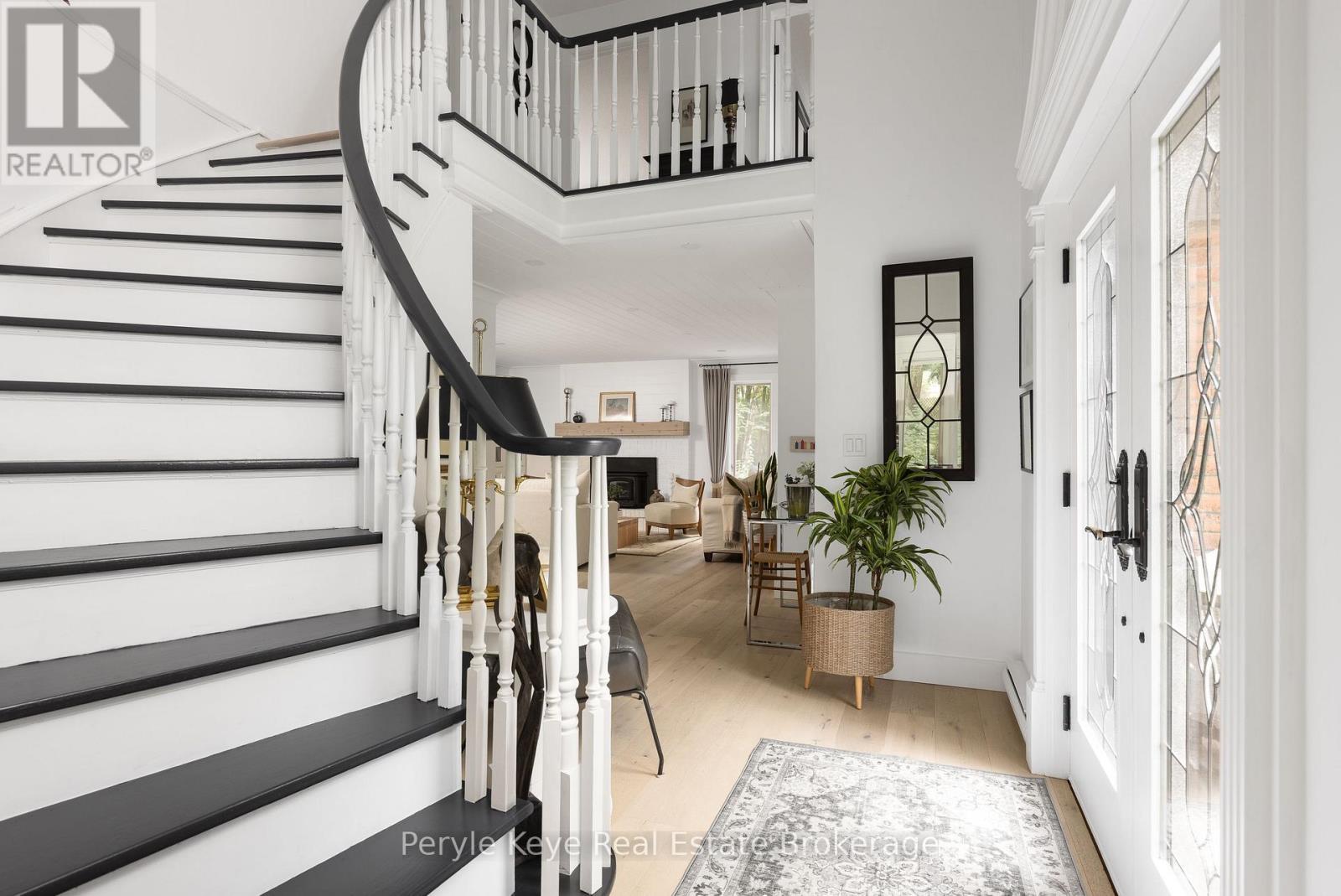 41 South Muskoka Drive, Bracebridge (Macaulay), ON - Indoor Photo Showing Other Room