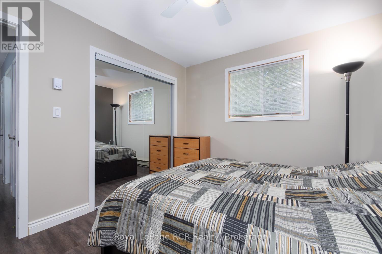 10 1St Ave South Avenue S, Native Leased Lands, ON - Indoor Photo Showing Bedroom