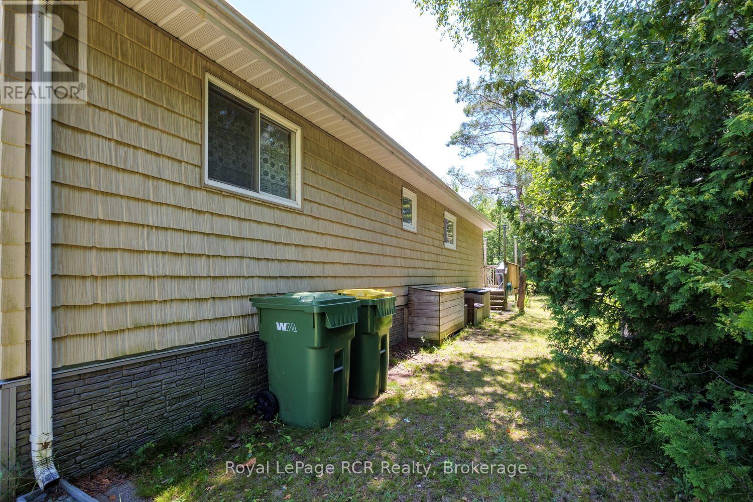 10 1St Ave South Avenue S, Native Leased Lands, ON - Outdoor With Exterior