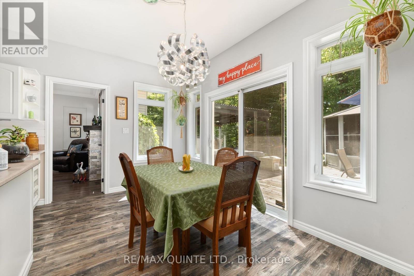 291 Colonial Drive, Quinte West (Murray Ward), ON - Indoor Photo Showing Dining Room