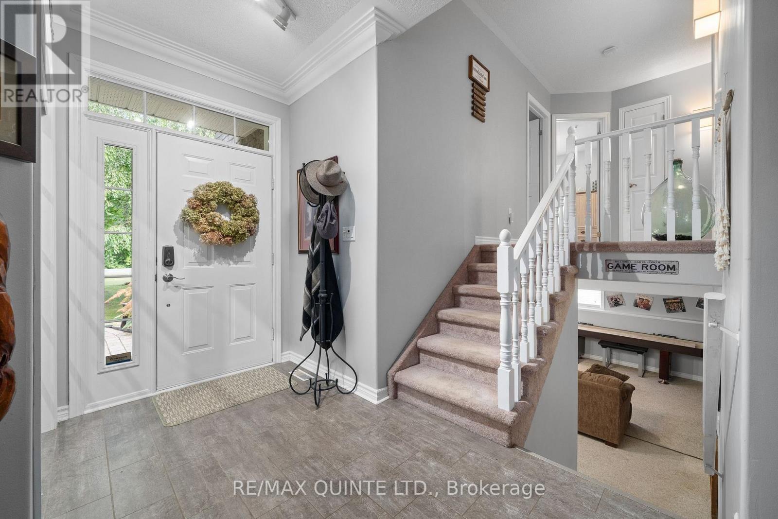 291 Colonial Drive, Quinte West (Murray Ward), ON - Indoor Photo Showing Other Room