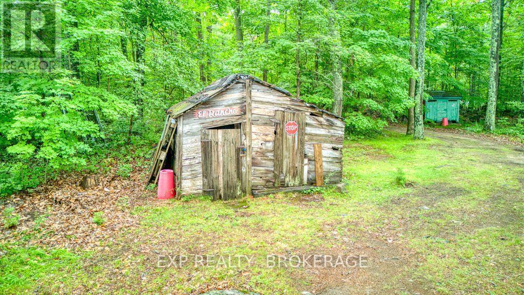 148B Oak Shores Lane, Frontenac (Frontenac South), ON - Outdoor