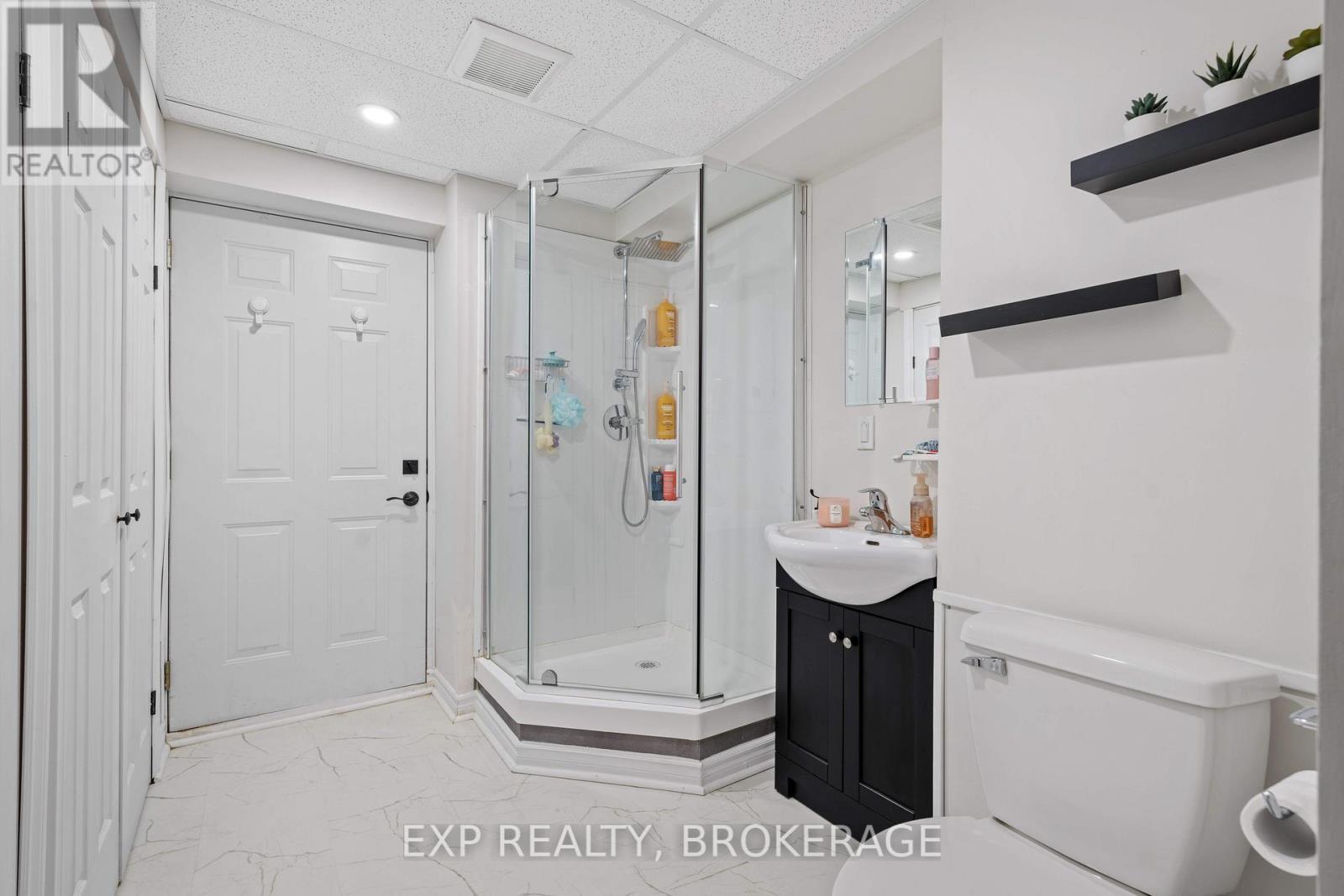 26 Boxen Harbour Lane, Frontenac Islands (Wolfe Island), ON - Indoor Photo Showing Bathroom