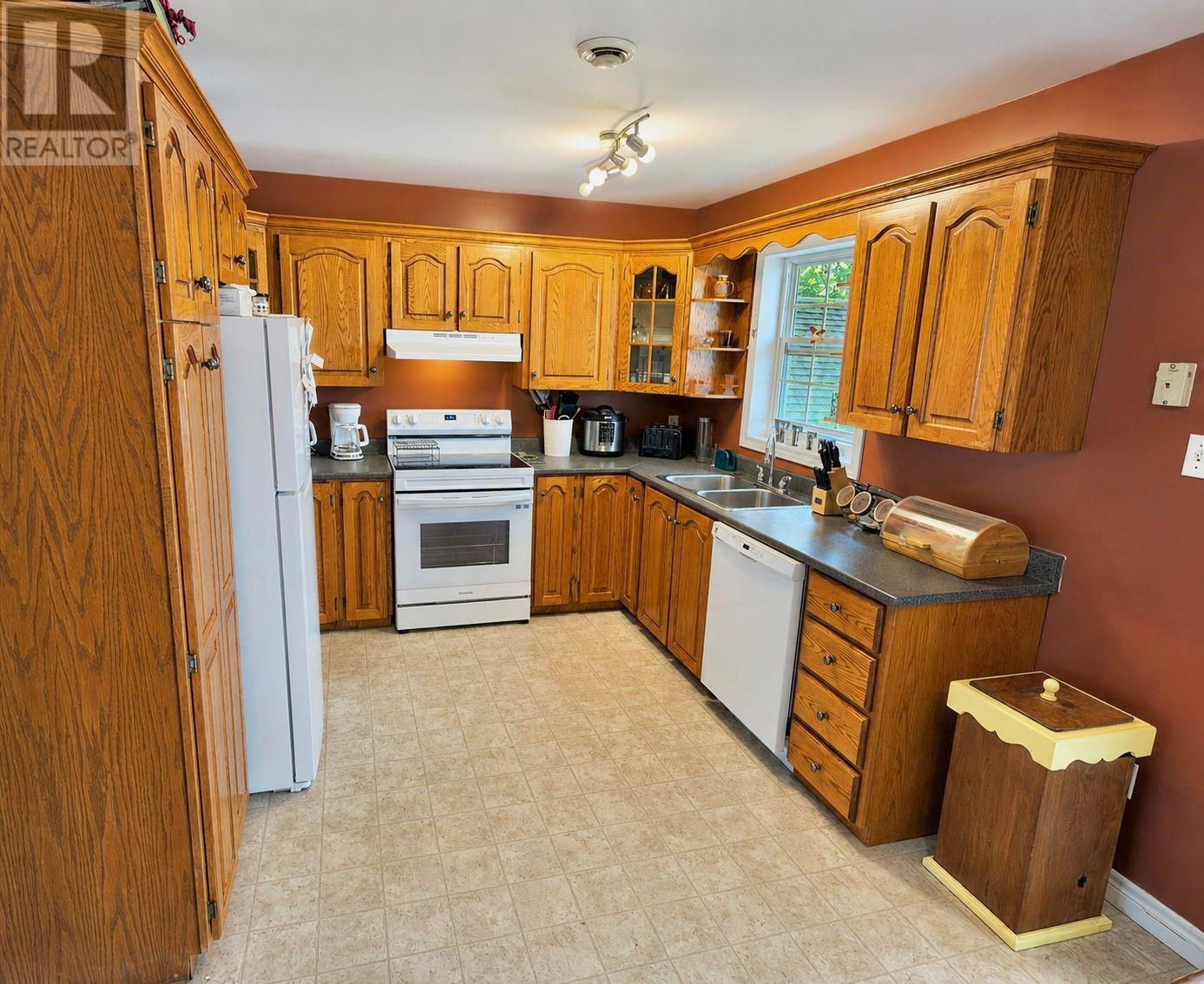 3 White Rose Place, Clarenville, NL - Indoor Photo Showing Kitchen With Double Sink
