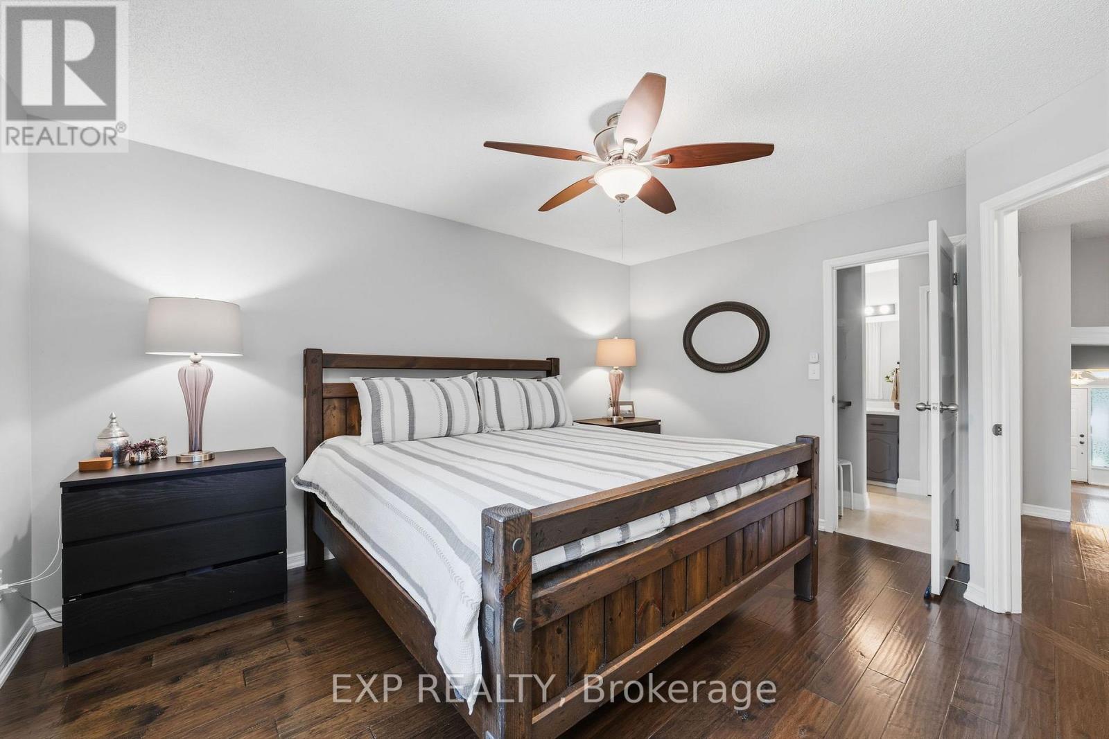 632 Hoover Place, Strathroy-Caradoc (Mount Brydges), ON - Indoor Photo Showing Bedroom