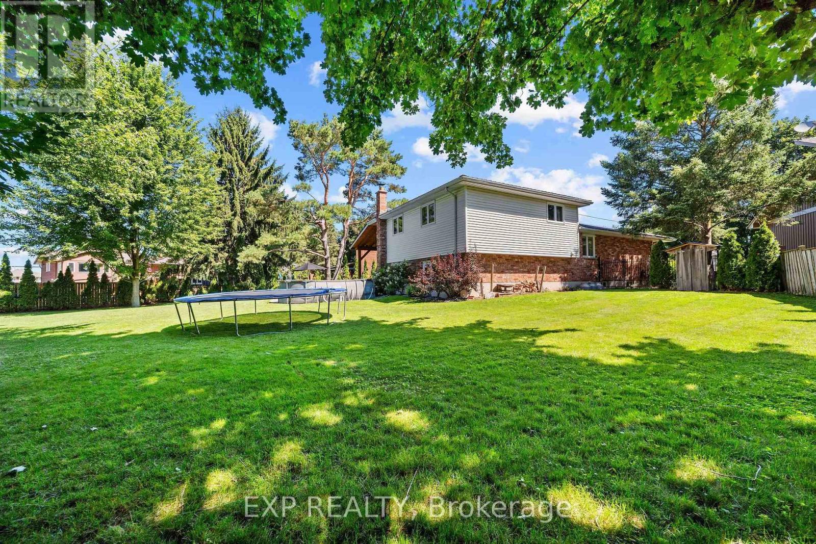 632 Hoover Place, Strathroy-Caradoc (Mount Brydges), ON - Outdoor