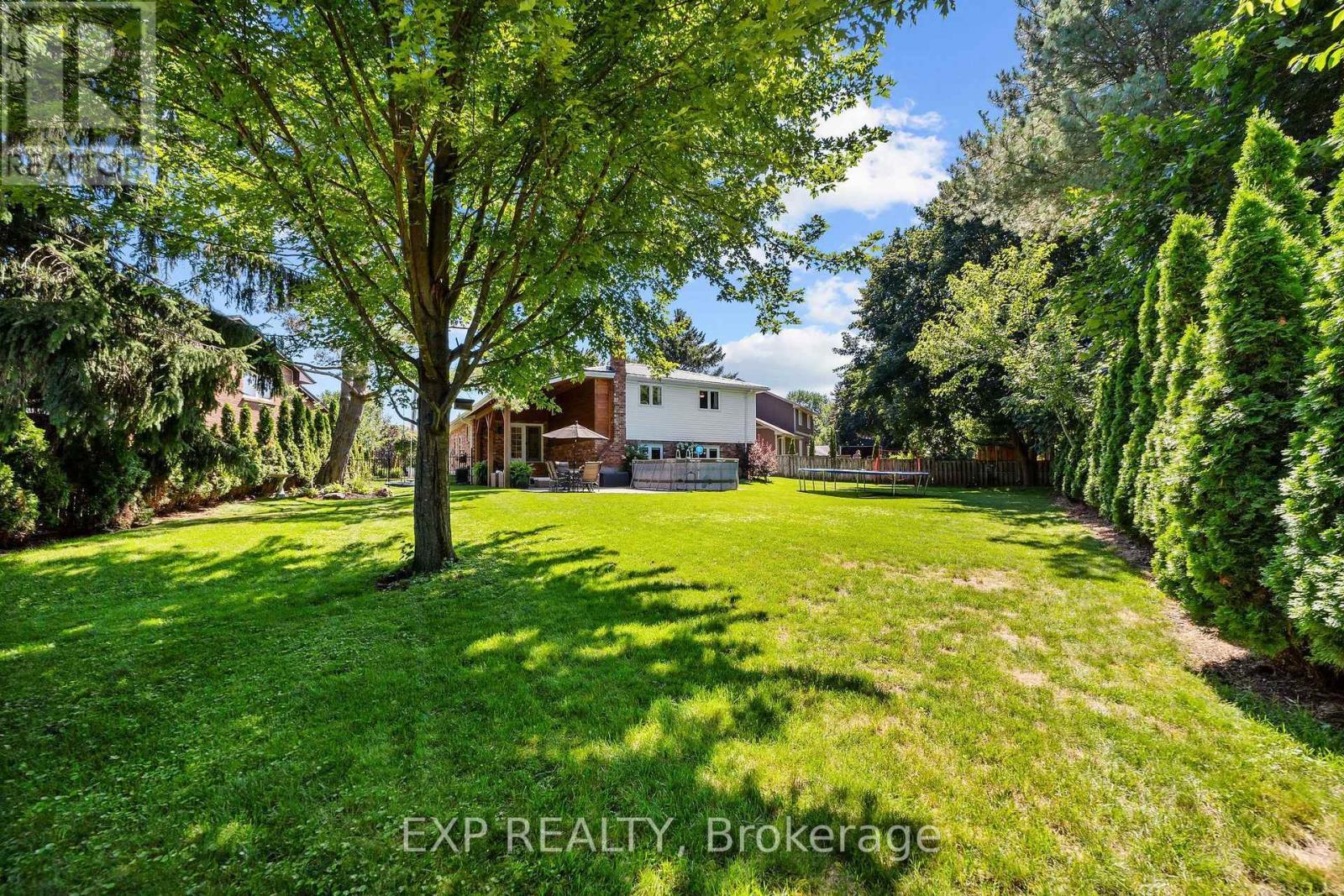 632 Hoover Place, Strathroy-Caradoc (Mount Brydges), ON - Outdoor