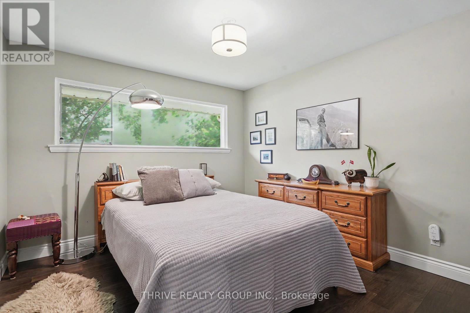 665 Kildare Road, London North (North P), ON - Indoor Photo Showing Bedroom