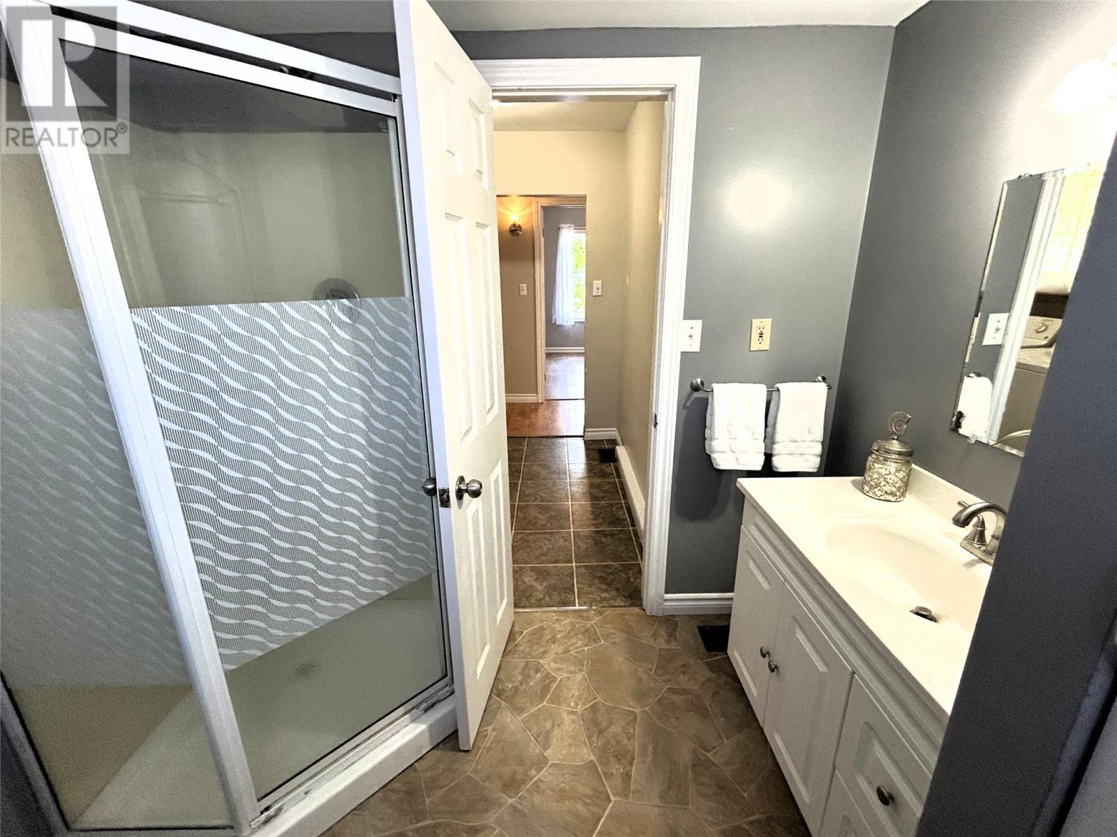 20 Sherwood Place, Stephenville, NL - Indoor Photo Showing Bathroom