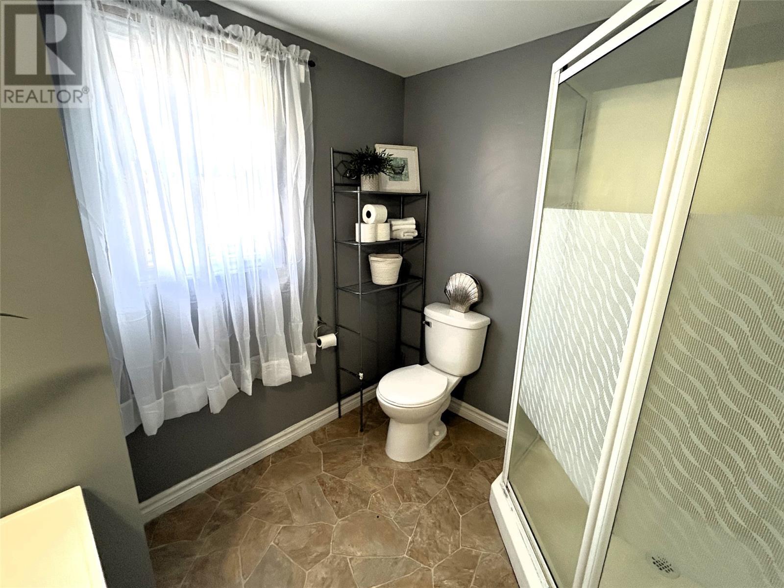 20 Sherwood Place, Stephenville, NL - Indoor Photo Showing Bathroom
