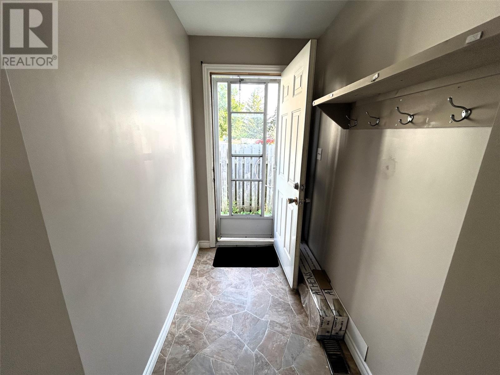 20 Sherwood Place, Stephenville, NL - Indoor Photo Showing Other Room