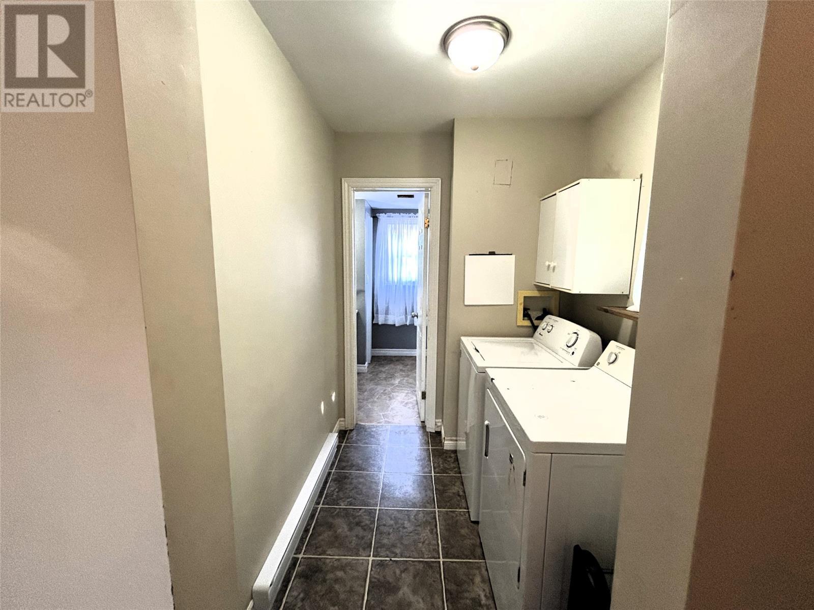 20 Sherwood Place, Stephenville, NL - Indoor Photo Showing Laundry Room