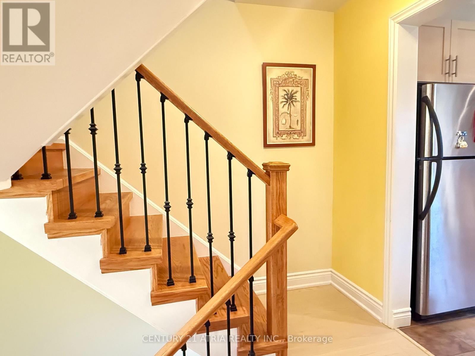 73 Stately Way, Markham, ON - Indoor Photo Showing Other Room