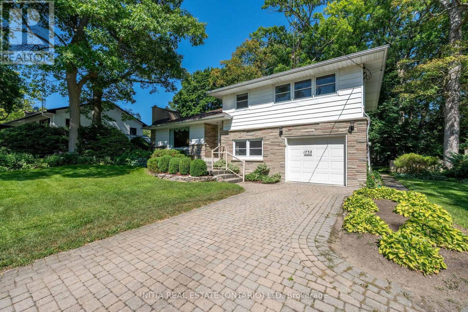 1732 Rutherglen Close, Sarnia, ON - Outdoor