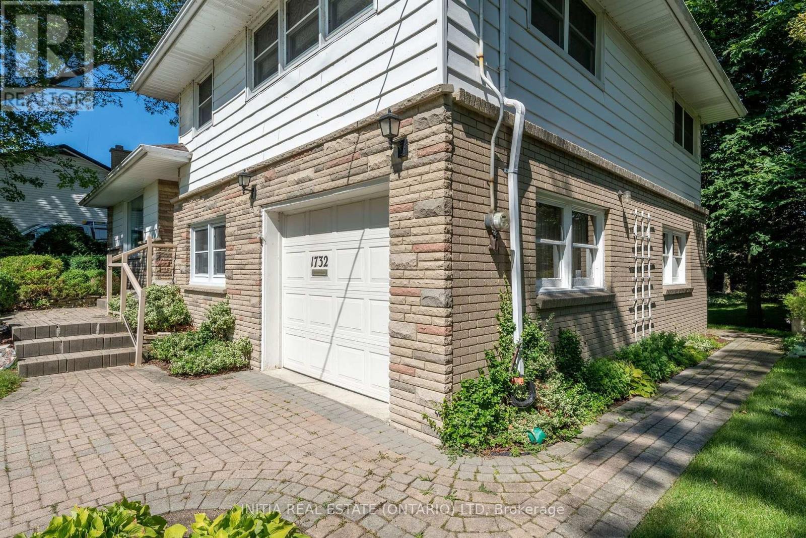 1732 Rutherglen Close, Sarnia, ON - Outdoor